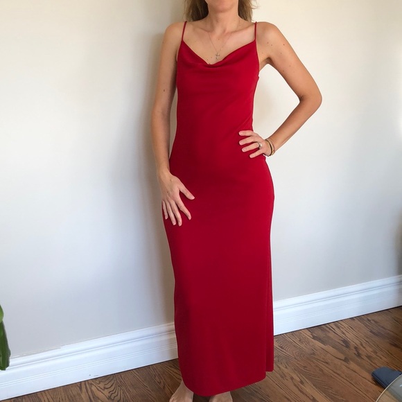 Spaghetti strap ankle length red dress. - Picture 3 of 8